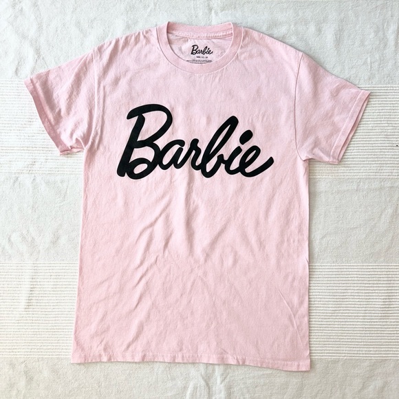 Barbie Signature Barbie Script Logo Pink T-Shirt - Picture 2 of 6